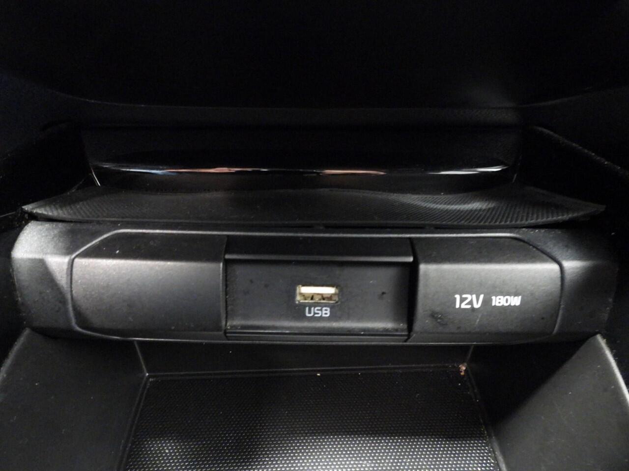 KIA Stonic 1.0 T-GDi DynamicPlusLine NAVI/CAMERA/CLIMA/TERKH./16"LMV!