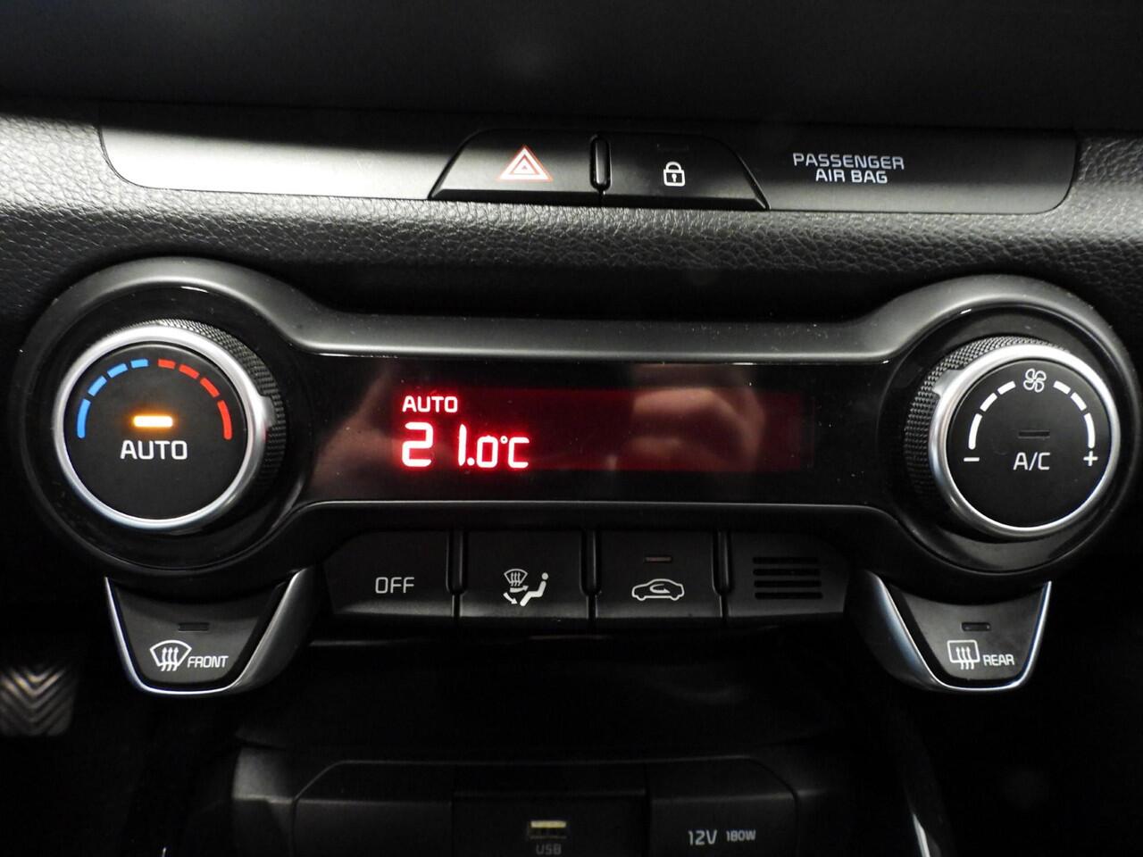 KIA Stonic 1.0 T-GDi DynamicPlusLine NAVI/CAMERA/CLIMA/TERKH./16"LMV!