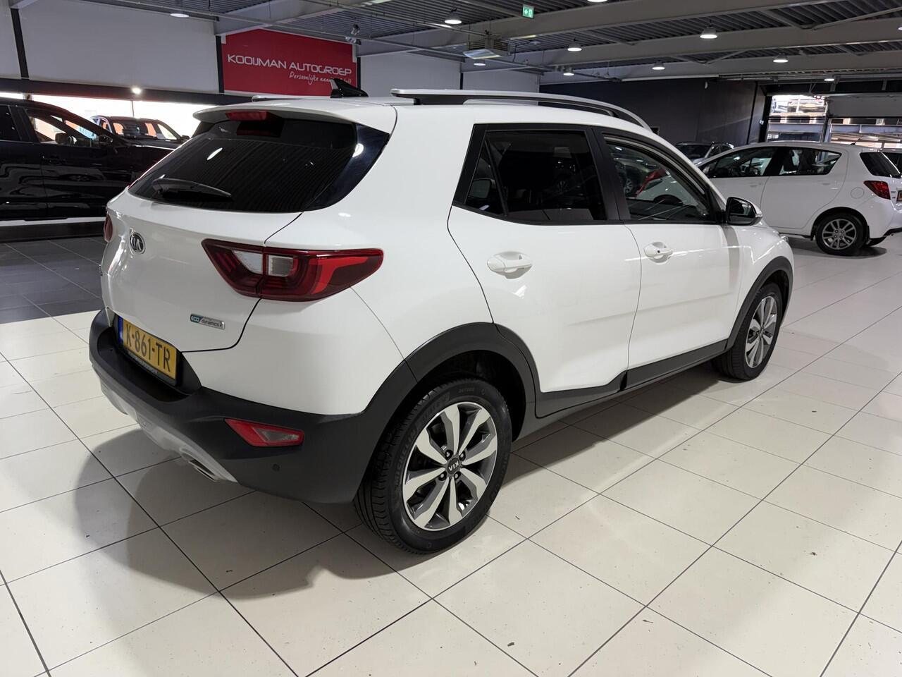 KIA Stonic 1.0 T-GDi MHEV DynamicPlusLine Apple Carplay/Android Auto, Navigatie, Camera,