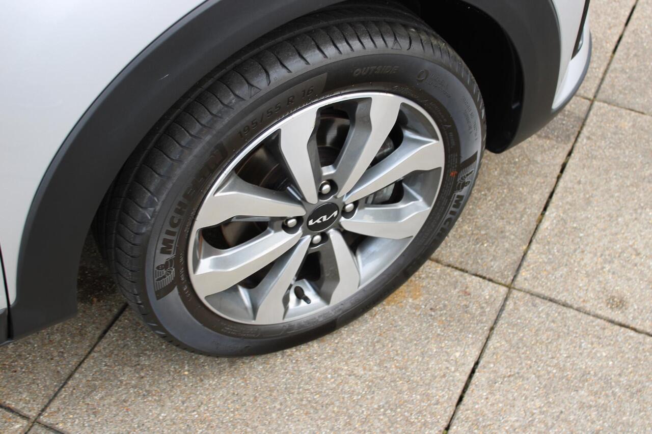 KIA Stonic 1.0 T-GDi MHEV DynamicPlusLine Keyless / Navigatie / Camera