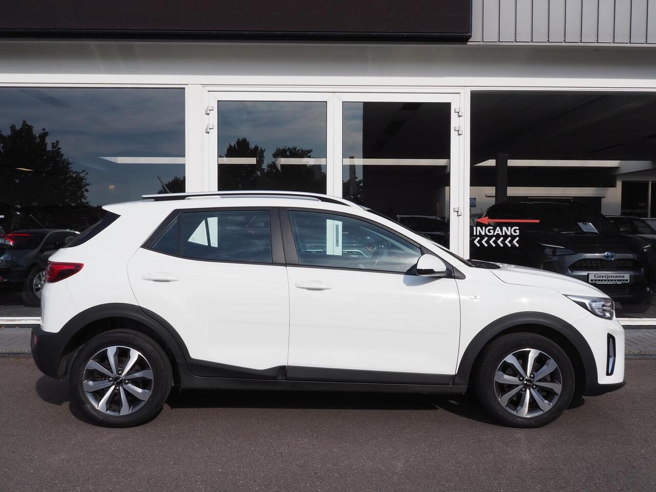 KIA Stonic 1.0 T-GDi MHEV DynamicLine | Apple/andriod| 16" lm