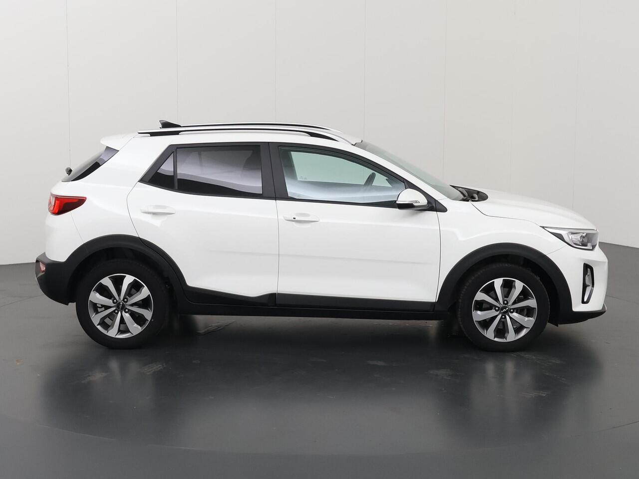 KIA Stonic 1.0 T-GDi MHEV DynamicPlusLine | Navigatiesysteem | Parkeercamera | Lane Assist | Cruise Control