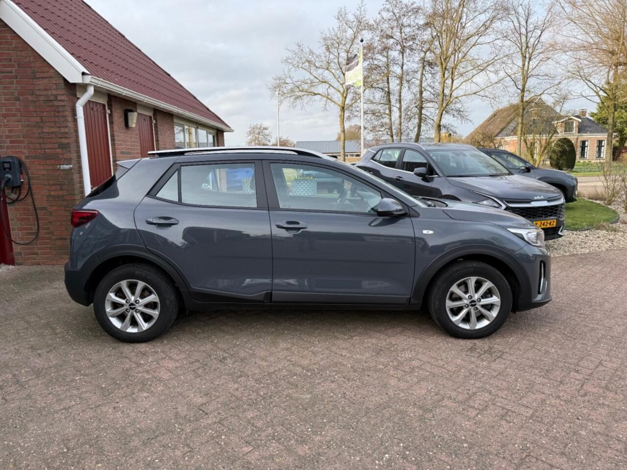 KIA Stonic 1.0 T-GDI MHEV DYNAMIC LINE 5-DRS SLECHTS 28.842 KM!