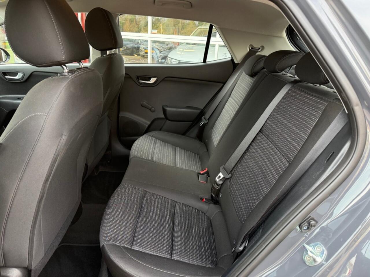 KIA Stonic 1.0 T-GDI MHEV DYNAMIC LINE 5-DRS SLECHTS 28.842 KM!