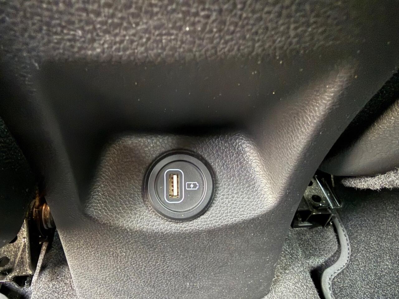 KIA Stonic 1.0 T-GDI MHEV DYNAMIC LINE 5-DRS SLECHTS 28.842 KM!