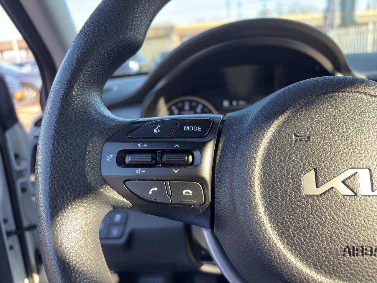 KIA Stonic 1.0 T-GDi MHEV ComfortLine | Apple Carplay & Android Auto | Airco | Bluetooth | DAB |