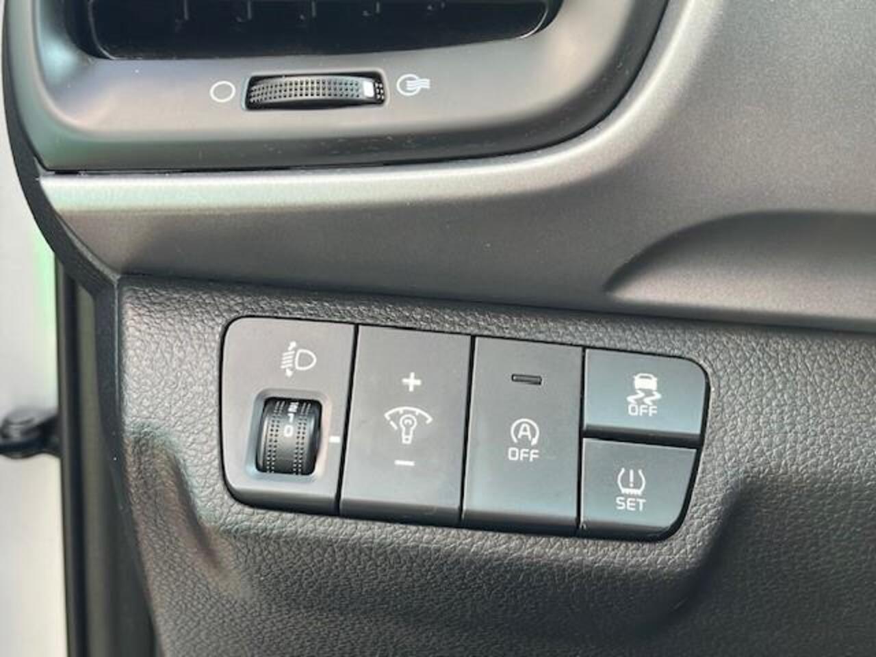 KIA Stonic 1.0 T-GDi MHEV DynamicLine navigatie via caplay/android