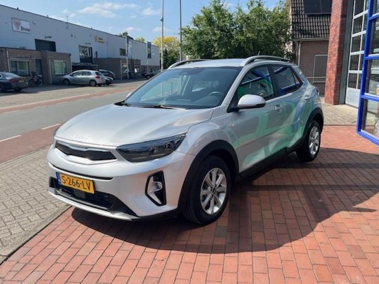 KIA Stonic 1.0 T-GDi MHEV DynamicLine navigatie via caplay/android