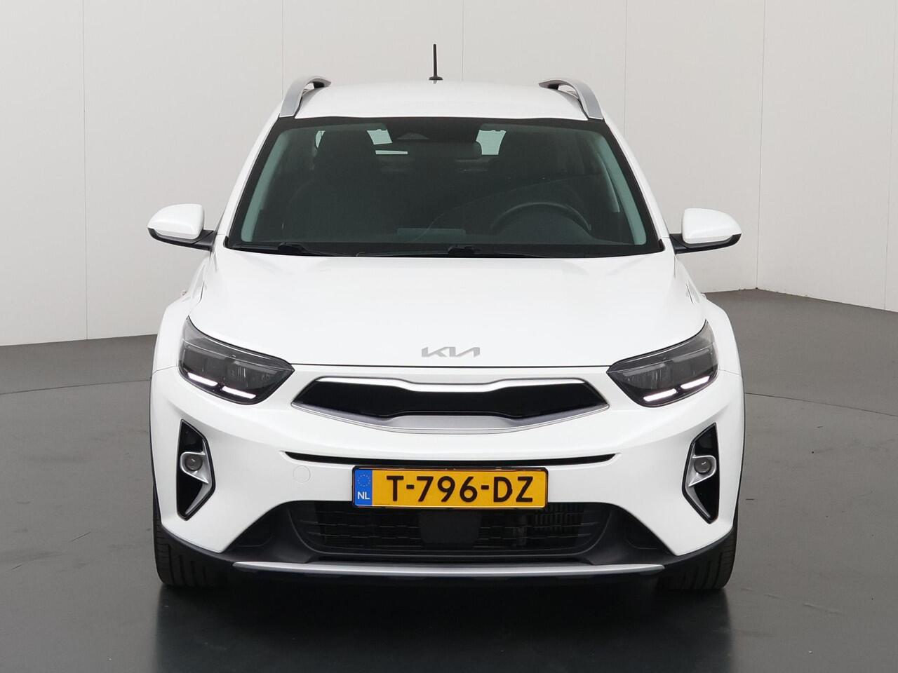 KIA Stonic 1.0 T-GDi MHEV DynamicLine | Navigatie | Parkeercamera | Airco | Cruise Control |