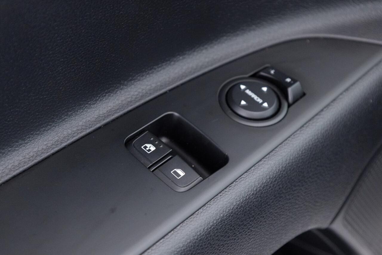 KIA Stonic 1.0 T-GDi MHEV DynamicLine | AIRCO | VELGEN | PDC