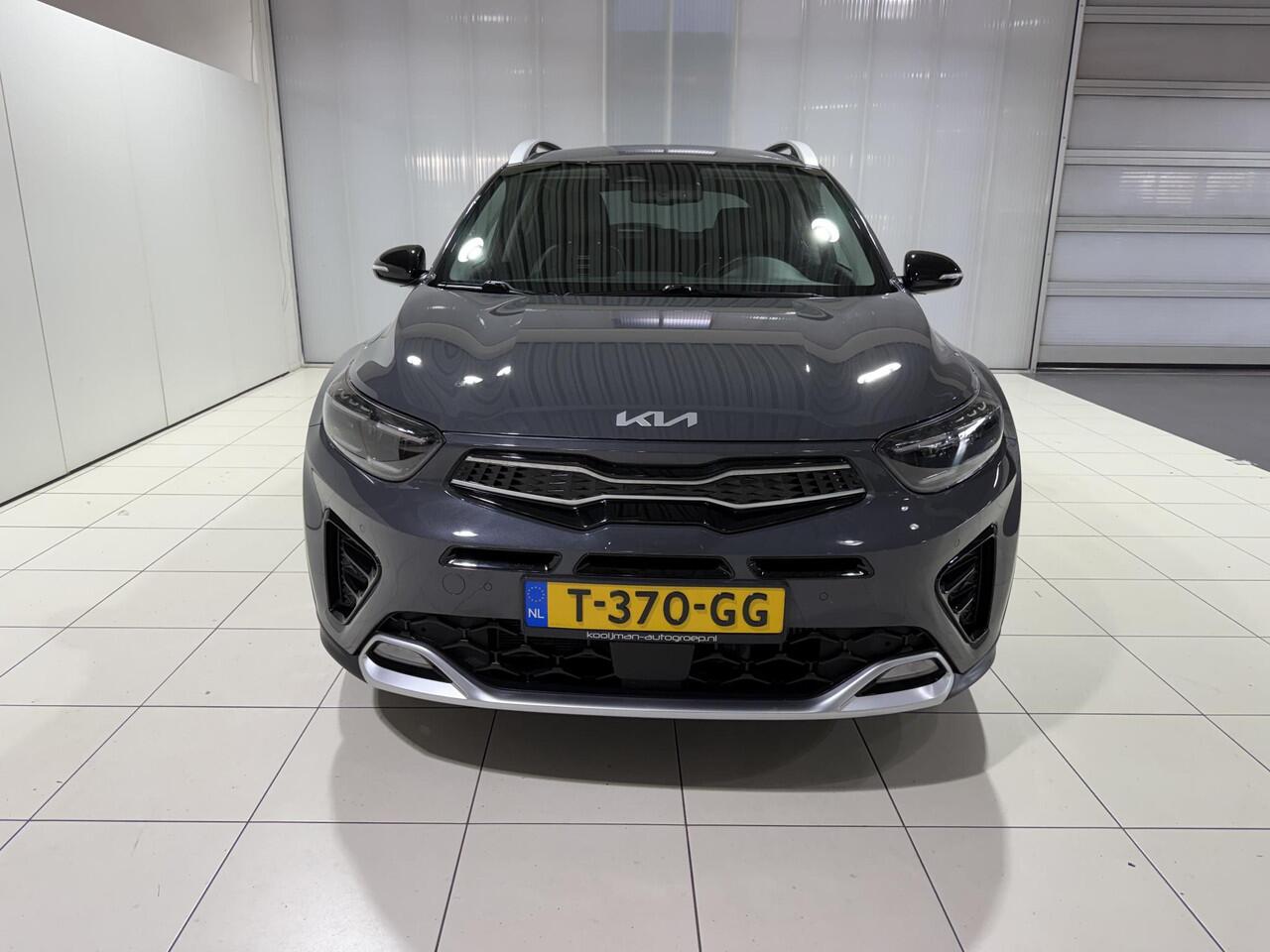 KIA Stonic 1.0 T-GDi MHEV GT-PlusLine Automaat, Schuif kantel dak, Stoel en Stuur verwarming, Navigatie, Camera, Apple Carplay/Android Auto