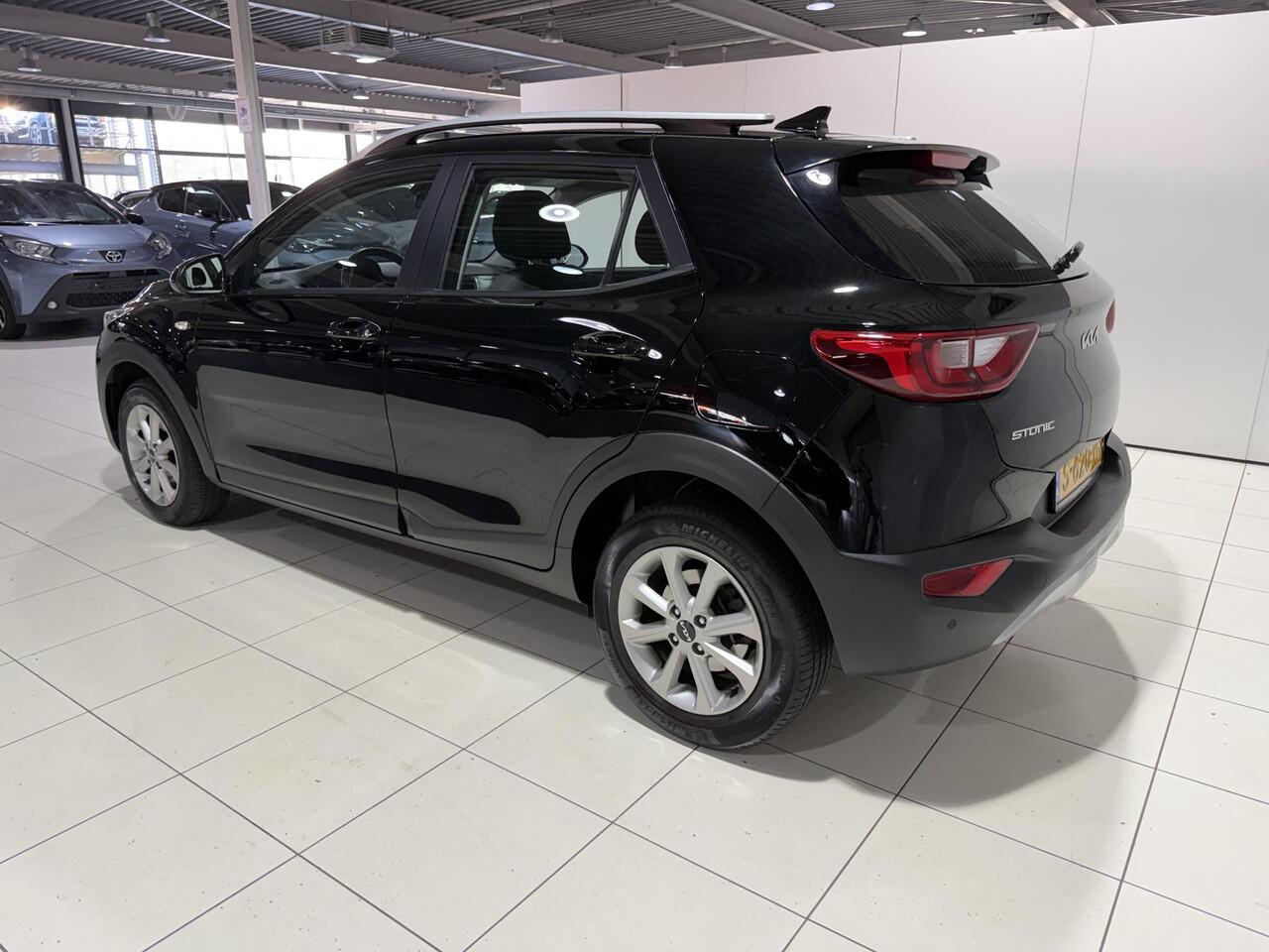 KIA Stonic 1.0 T-GDi MHEV DynamicLine Apple Carplay/Android Auto, Navigatie, Camera.
