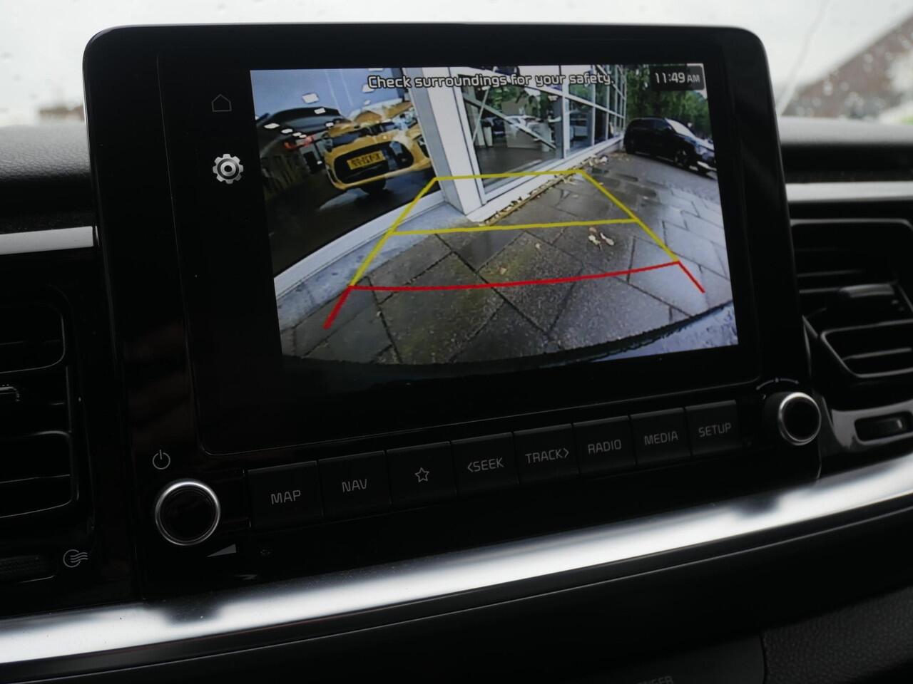 KIA Stonic 1.0 T-GDi MHEV DynamicLine | Cruise | Clima | Camera | Navi |