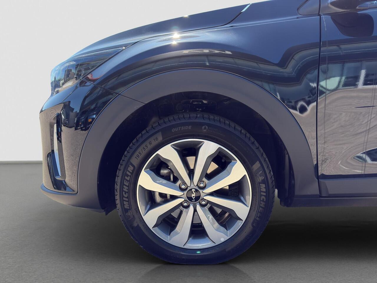 KIA Stonic 1.0 T-GDi MHEV DynamicPlusLine Camera | LMV | Cruise | Navi | LED | Stoel- en Stuurverwarming | Privacy Glass | Apple Carplay & Android Auto |