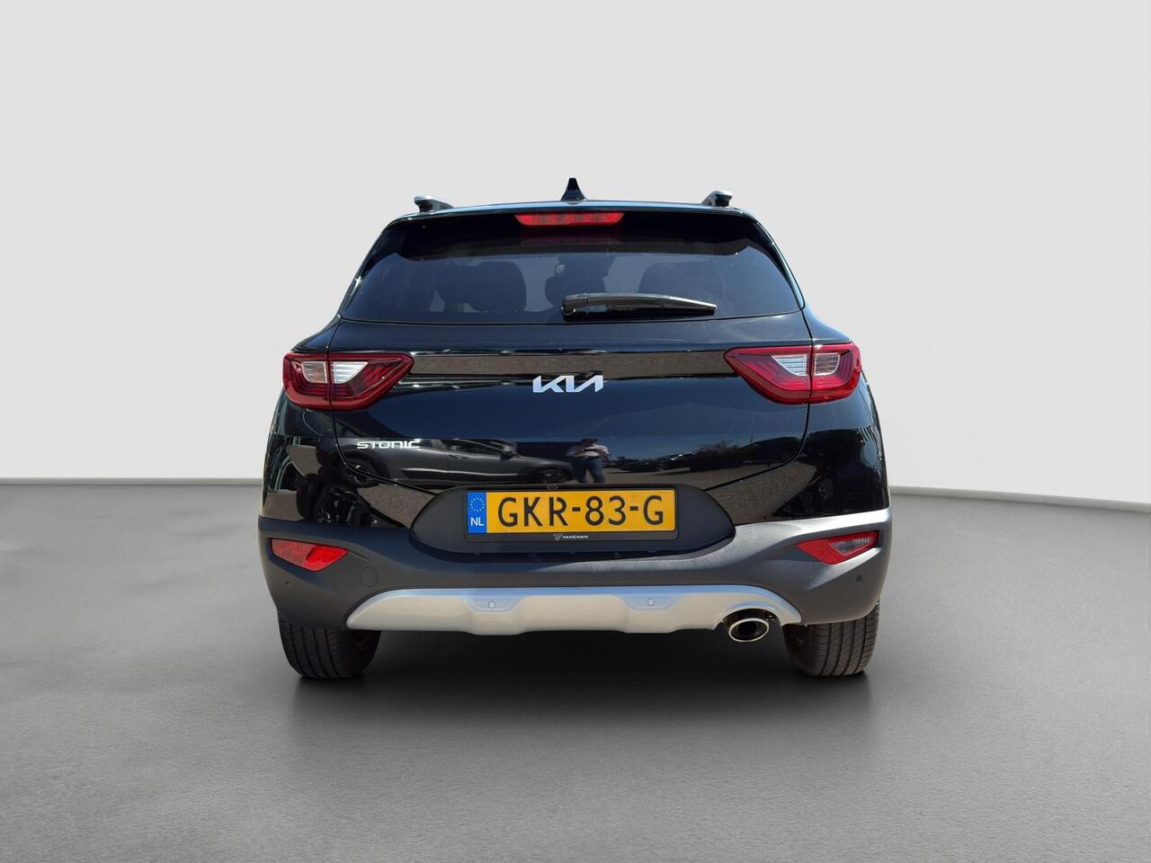 KIA Stonic 1.0 T-GDi MHEV DynamicPlusLine Camera | LMV | Cruise | Navi | LED | Stoel- en Stuurverwarming | Privacy Glass | Apple Carplay & Android Auto |