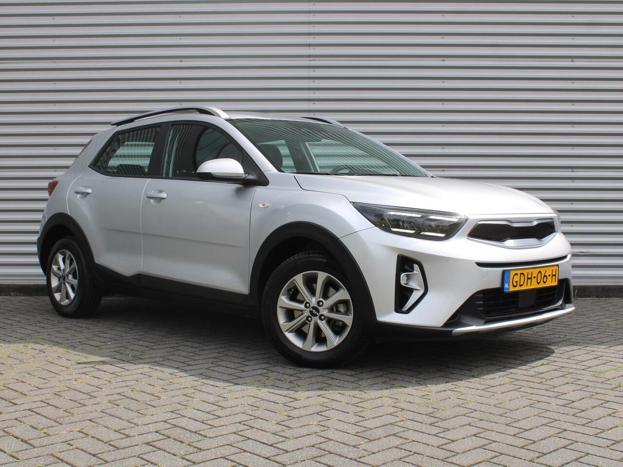 KIA Stonic 1.0 T-GDi MHEV DynamicLine | 15" LM | Apple Carplay/Android Auto | Navi | Camera | Cruise | LED | Airco |
