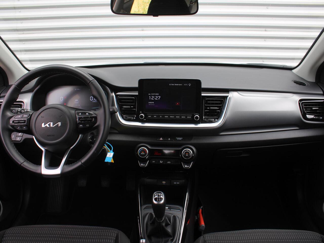 KIA Stonic 1.0 T-GDi MHEV DynamicLine | 15" LM | Apple Carplay/Android Auto | Navi | Camera | Cruise | LED | Airco |