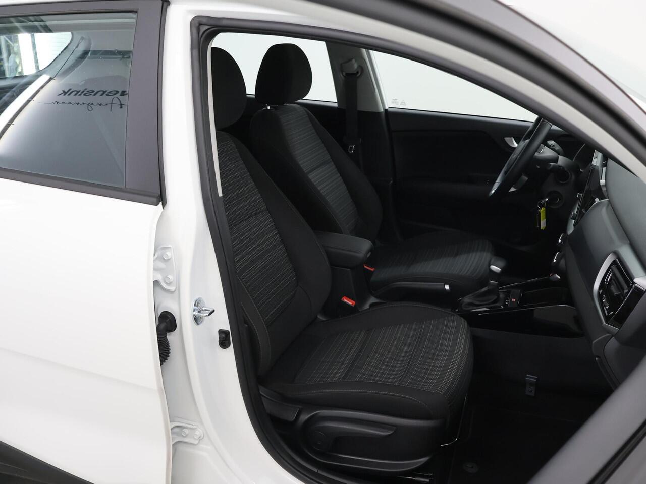 KIA Stonic 1.0 T-GDi MHEV DynamicLine | Navigatie | Parkeercamera | Climate Control | Cruise Control |