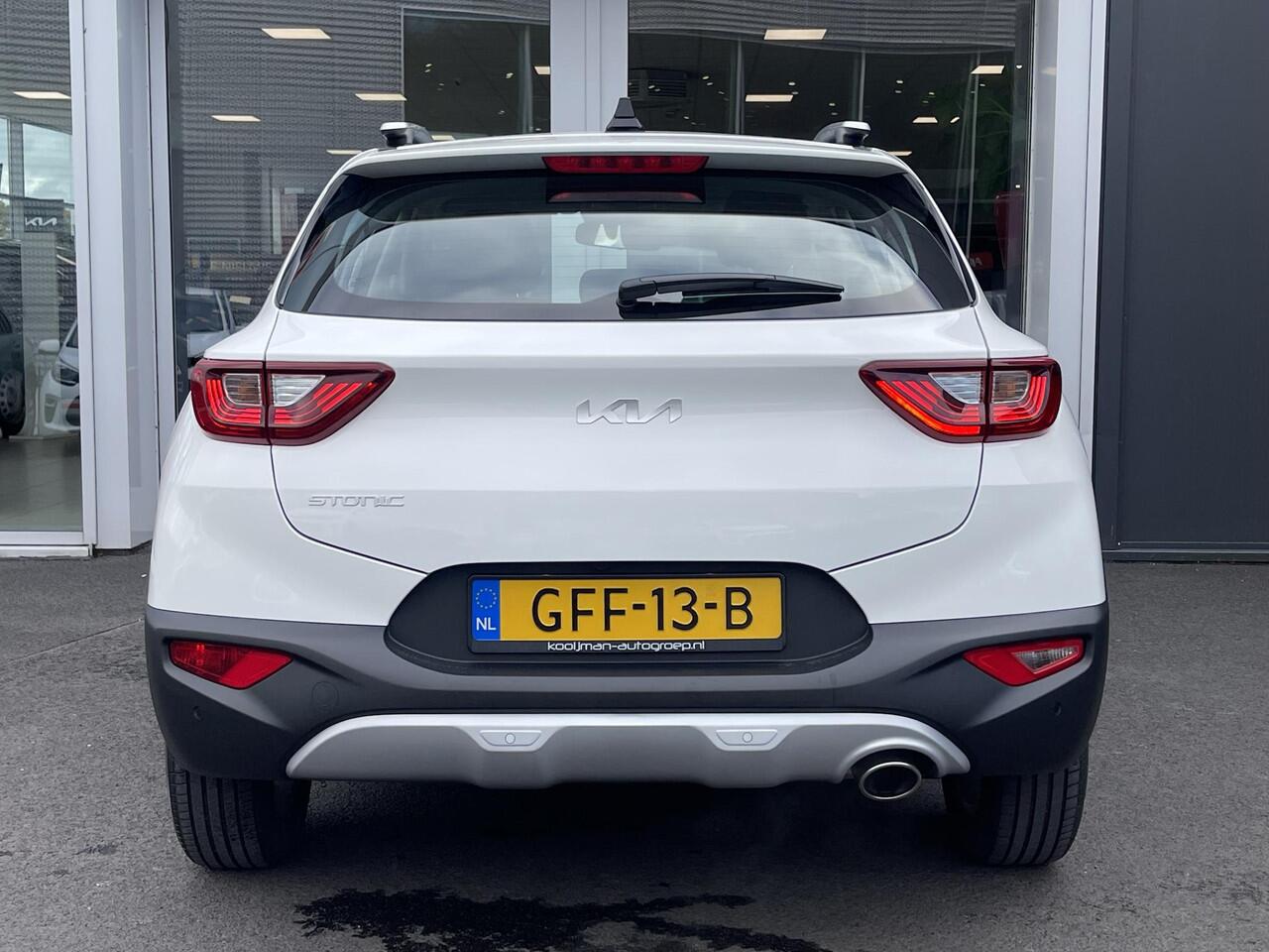 KIA Stonic 1.0 T-GDi MHEV DynamicLine Navigatie | Apple Carplay / Android Auto | Cruise control | Airconditioning | LM Velgen