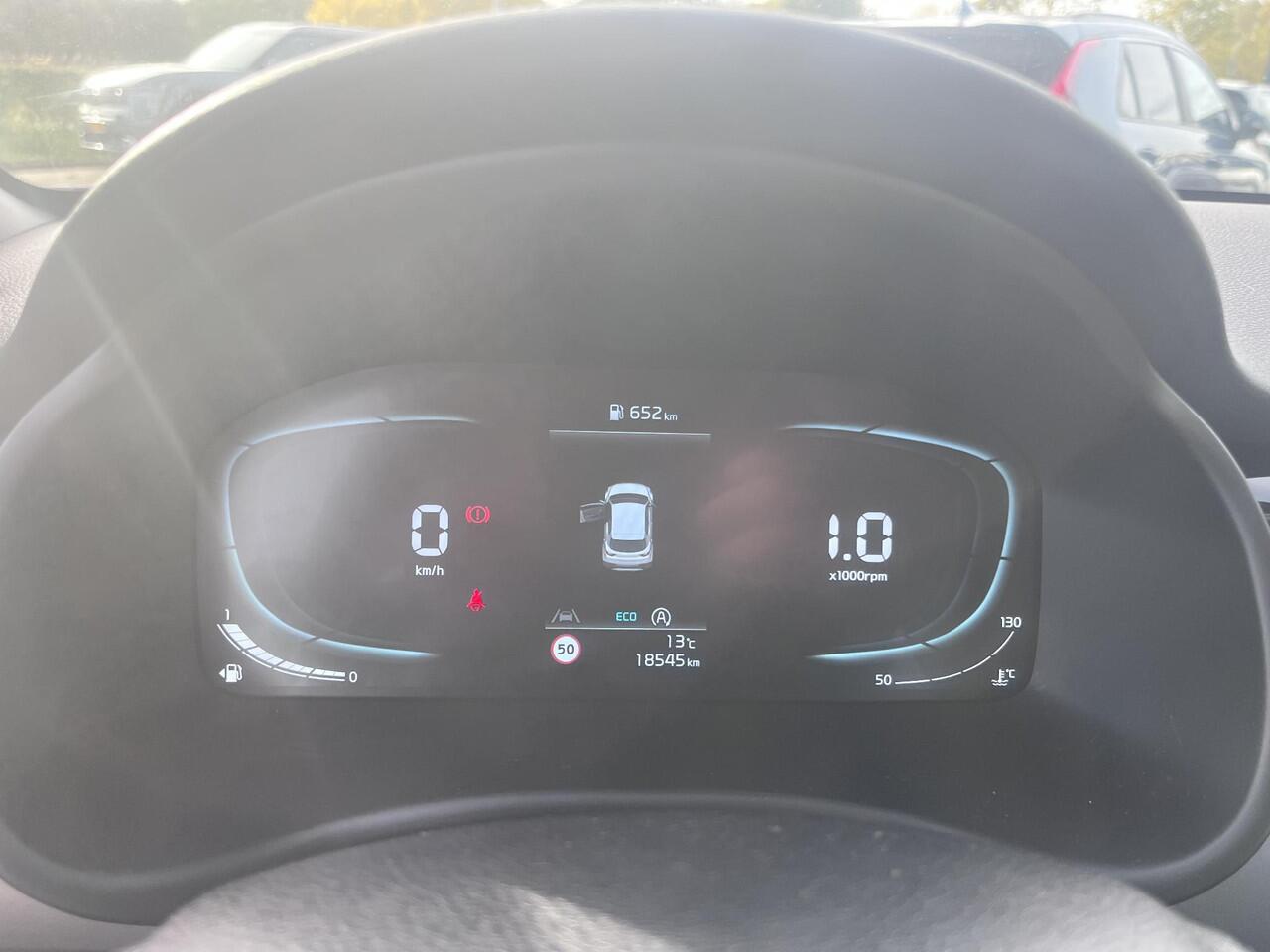 KIA Stonic 1.0 T-GDi MHEV DynamicLine jong gebruikt, LM velgen, airco, leuke kleur, achteruitrij camera, climate control, cruise control