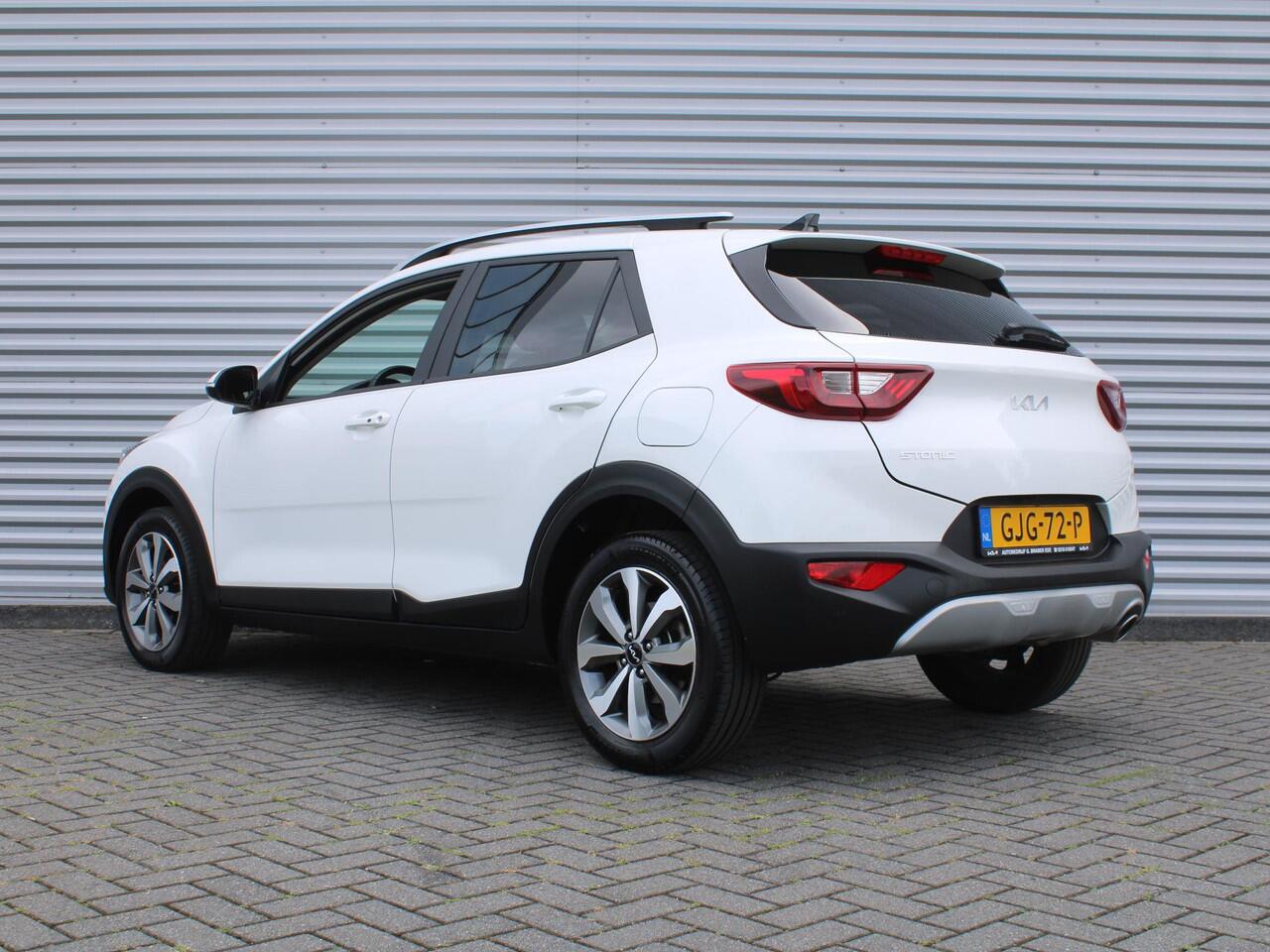 KIA Stonic 1.0 T-GDi MHEV DynamicPlusLine | Stuur-/stoelverwarming | Camera | Clima | Cruise | 16" LM | Navi | LED | Keyless |