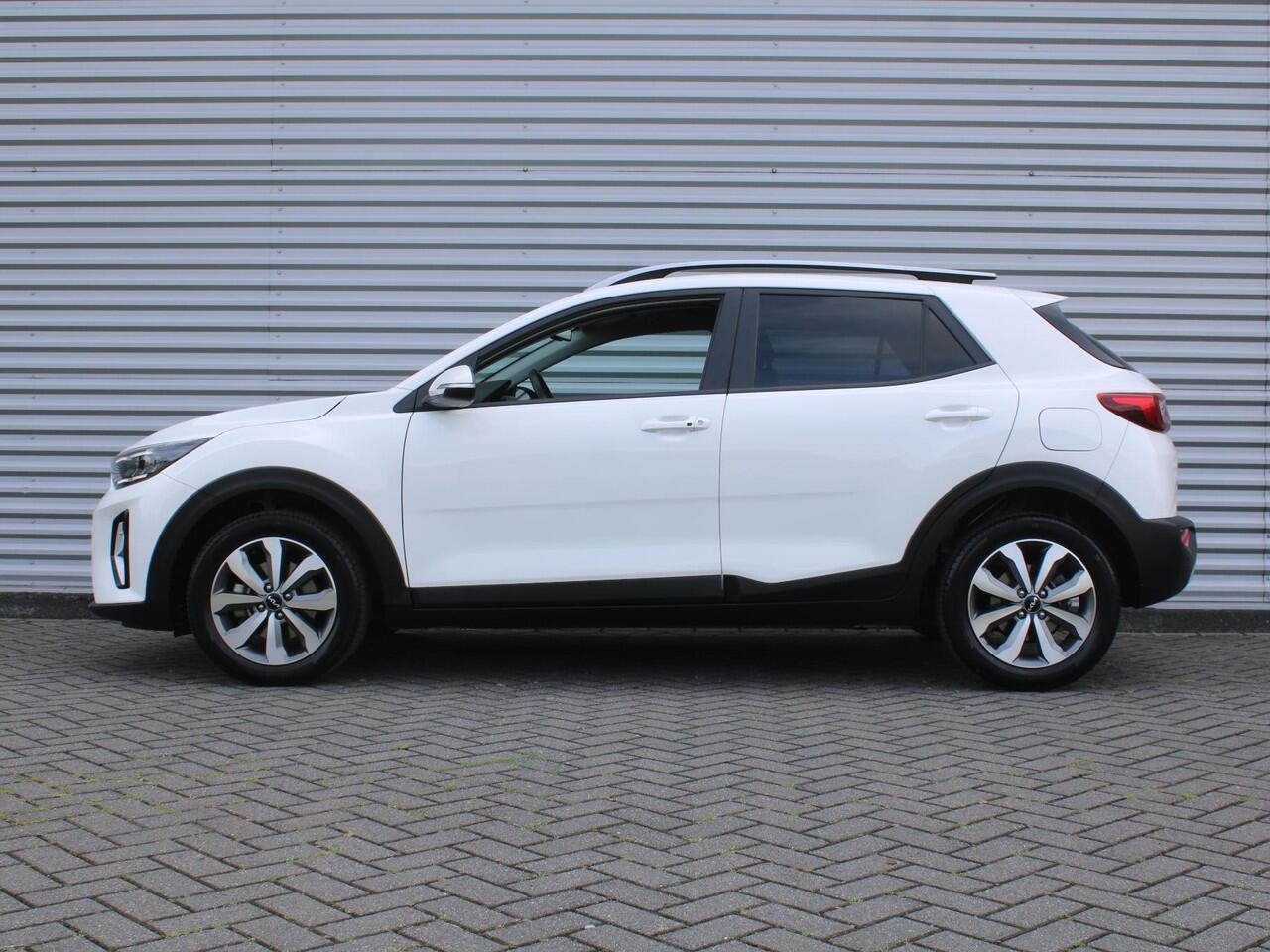 KIA Stonic 1.0 T-GDi MHEV DynamicPlusLine | Stuur-/stoelverwarming | Camera | Clima | Cruise | 16" LM | Navi | LED | Keyless |