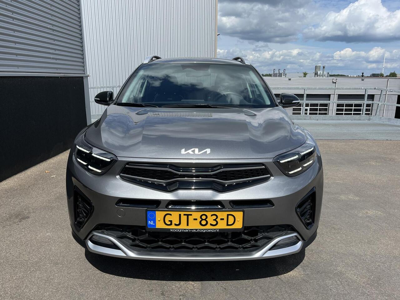 KIA Stonic 1.0 T-GDi MHEV GT-Line Stoel- & Stuurwiel verwarmd, Smart Key, Privacy glass, LMV, Cruise control, Parkeersensoren, Climate control, BTW-auto, NL-auto
