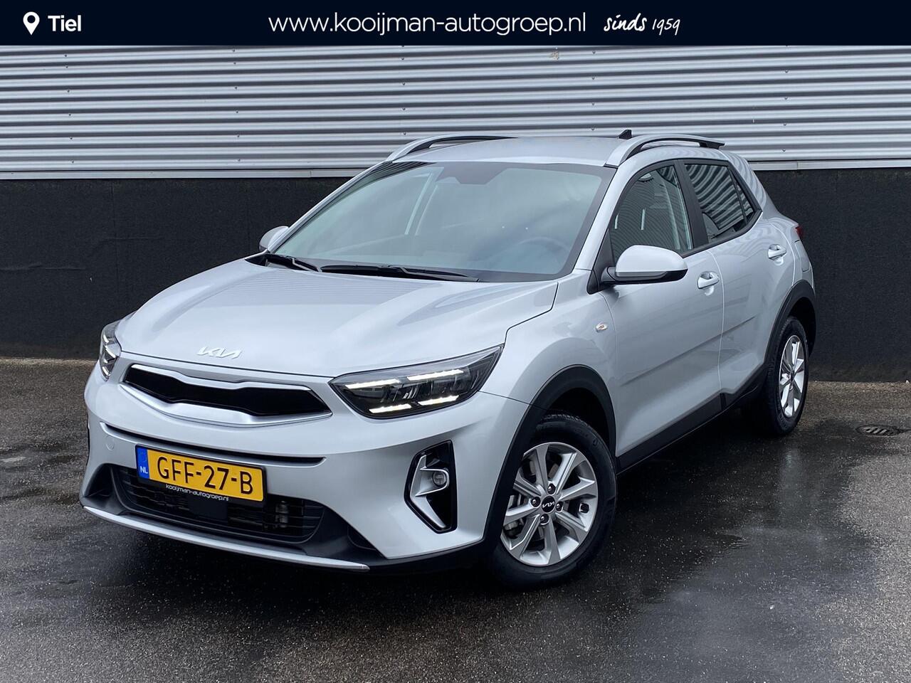 KIA Stonic 1.0 T-GDi MHEV DynamicLine Carplay Navigatie, Achteruitrijcamera, Cruise control, Airco, 1e eign. NL-auto, nieuw geleverd, BTW-auto