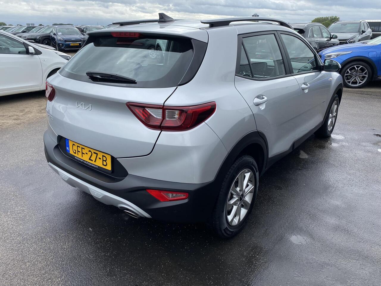 KIA Stonic 1.0 T-GDi MHEV DynamicLine Carplay Navigatie, Achteruitrijcamera, Cruise control, Airco, 1e eign. NL-auto, nieuw geleverd, BTW-auto