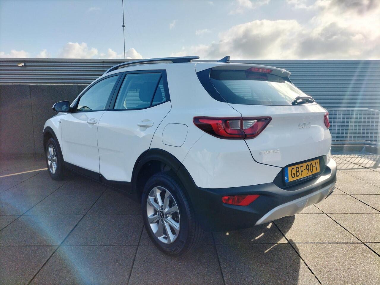 KIA Stonic 1.0 T-GDi MHEV DynamicLine Clima / Navigatie / Camera