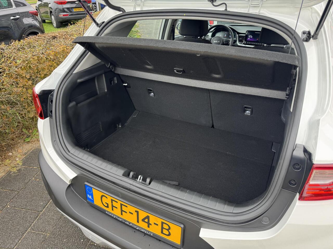 KIA Stonic 1.0 T-GDi MHEV DynamicLine , Eerste Eigenaar, Dealeronderhouden, LED Verlichting, Navigatie, Apple Carplay/Android Auto, Enz...