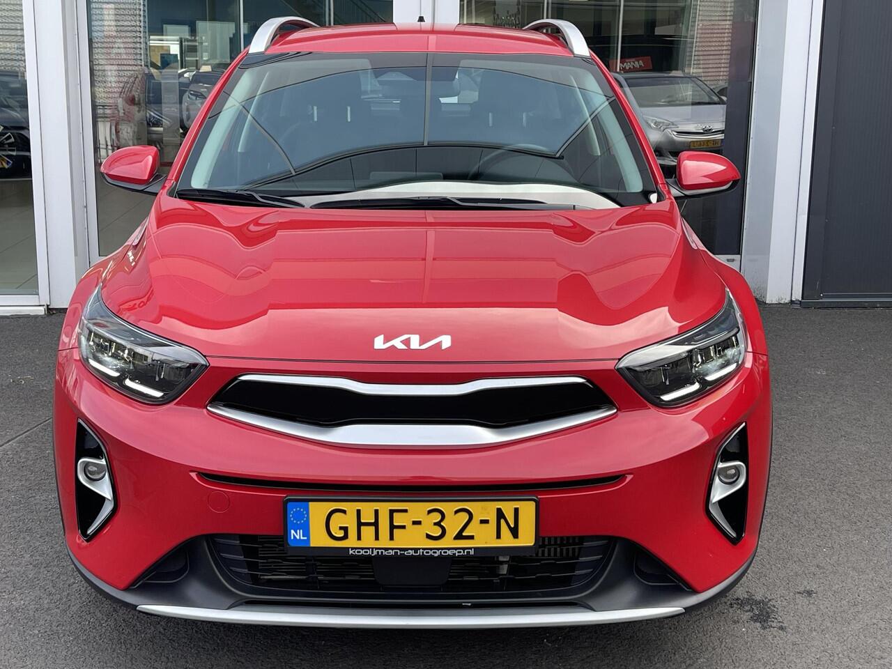 KIA Stonic 1.0 T-GDi MHEV DynamicLine Navigatie | Apple Carplay / Android Auto | Cruise control | Airconditioning | LM Velgen