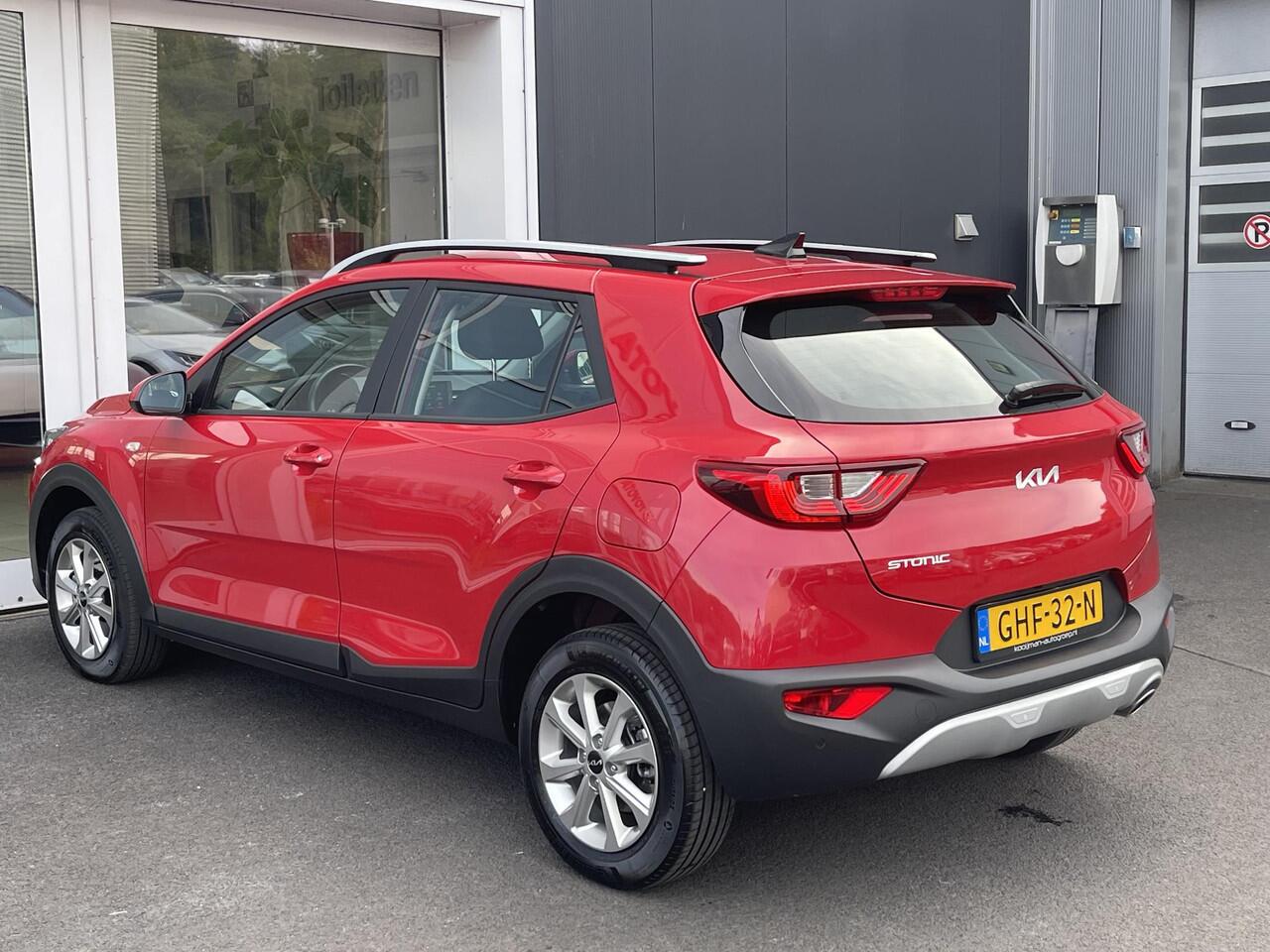 KIA Stonic 1.0 T-GDi MHEV DynamicLine Navigatie | Apple Carplay / Android Auto | Cruise control | Airconditioning | LM Velgen