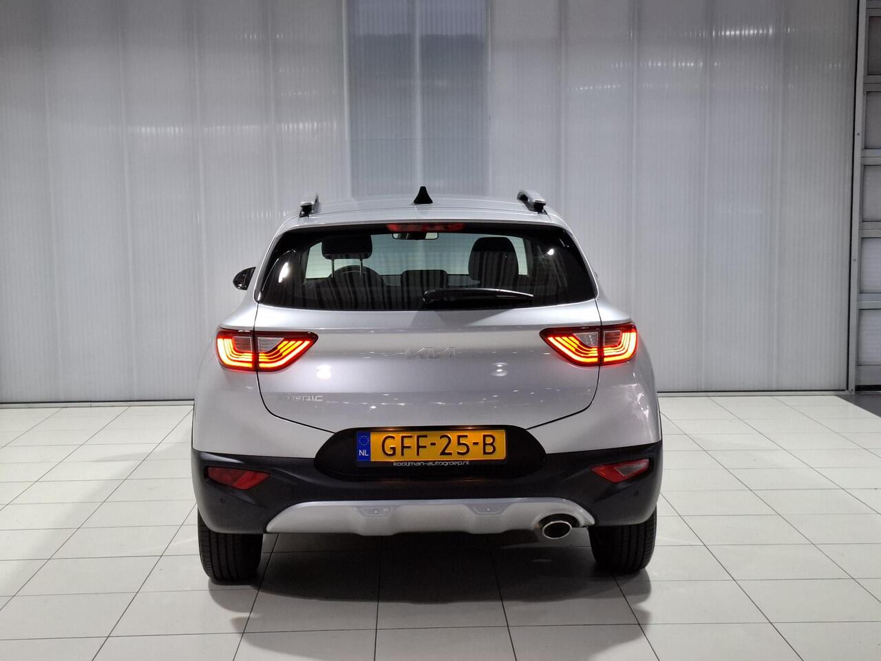 KIA Stonic 1.0 T-GDi MHEV DynamicLine Apple Carplay/Android Auto, Navigatie, Camera.