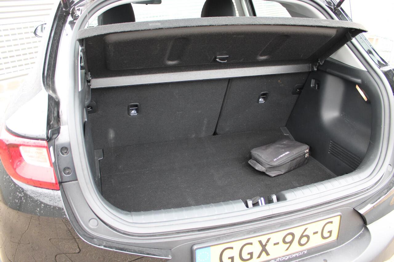 KIA Stonic 1.0 T-GDi MHEV DynamicLine Navigatie / Camera