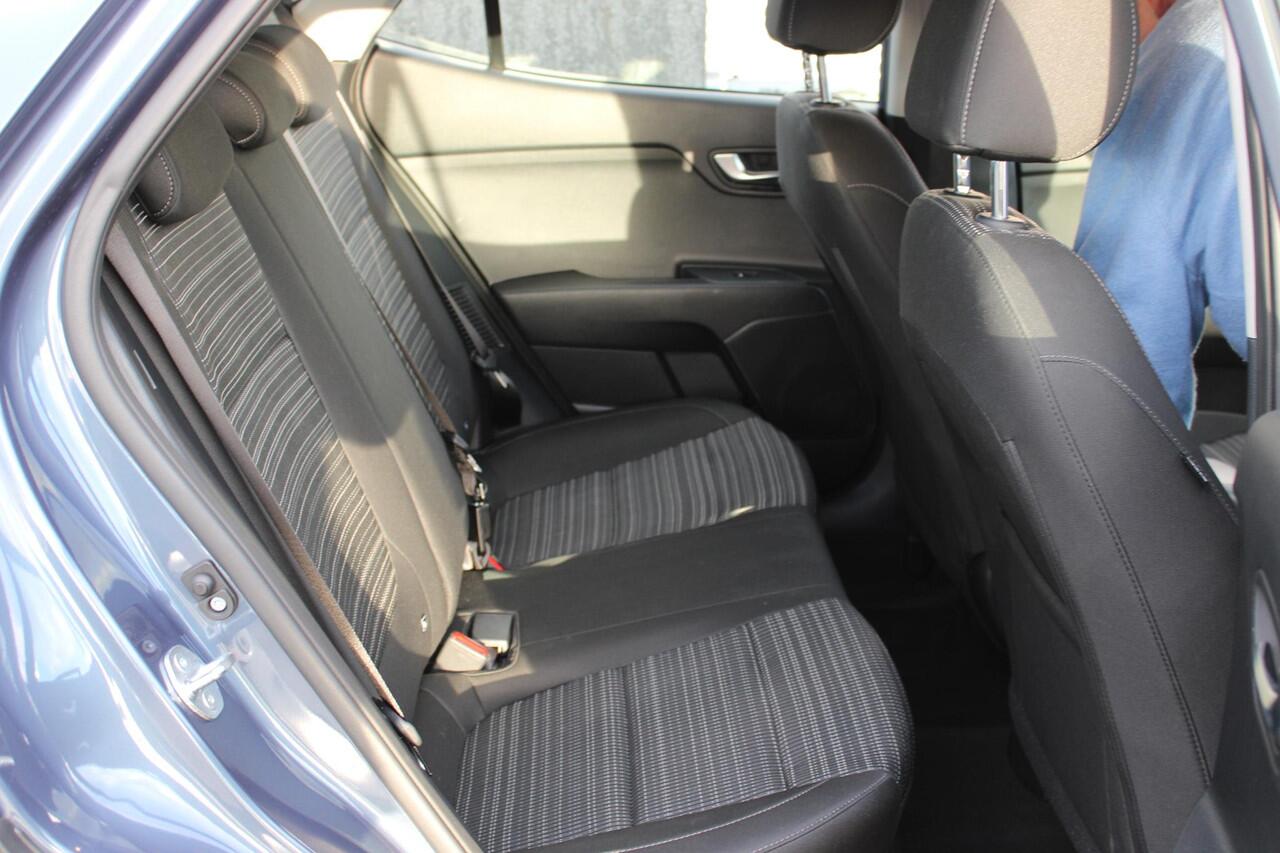 KIA Stonic 1.0 T-GDi MHEV DynamicLine Airco / Navigatie / Camera