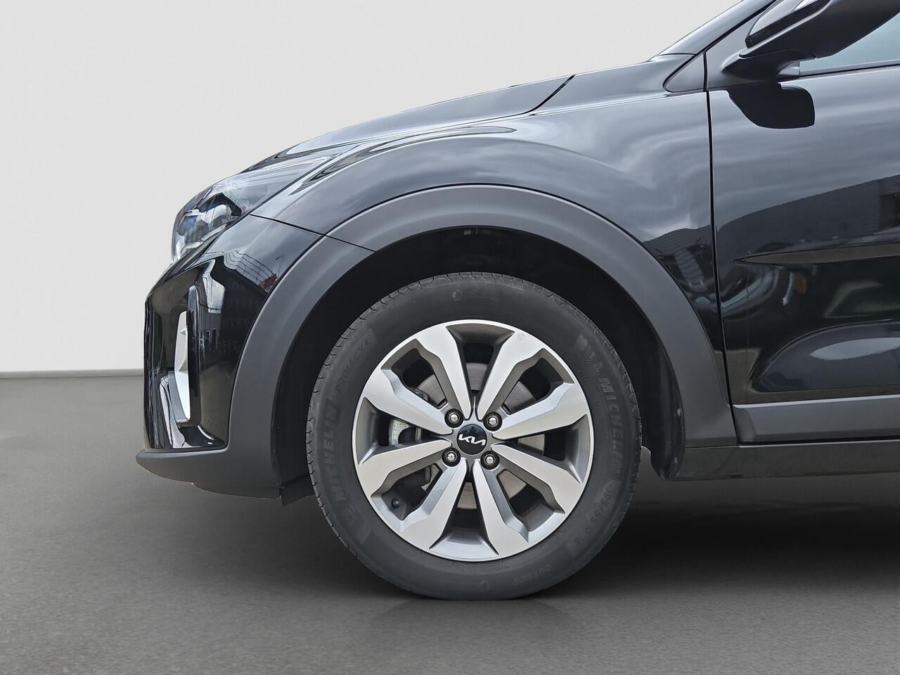 KIA Stonic 1.0 T-GDi MHEV DynamicPlusLine | Stoel- en stuurverwarming | Cruise | Navi | Privacy Glass | Camera |