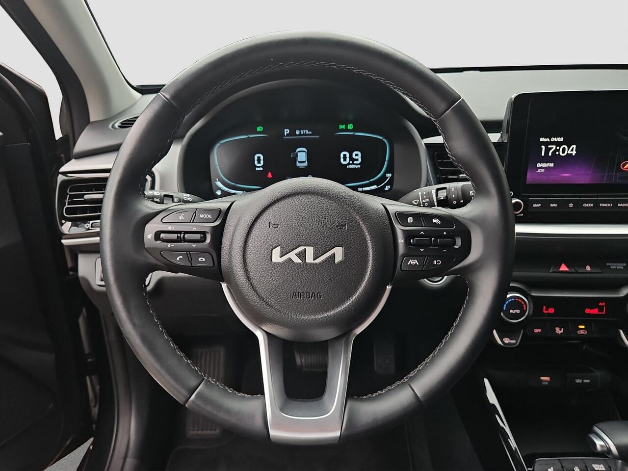 KIA Stonic 1.0 T-GDi MHEV DynamicPlusLine | Stoel- en stuurverwarming | Cruise | Navi | Privacy Glass | Camera |