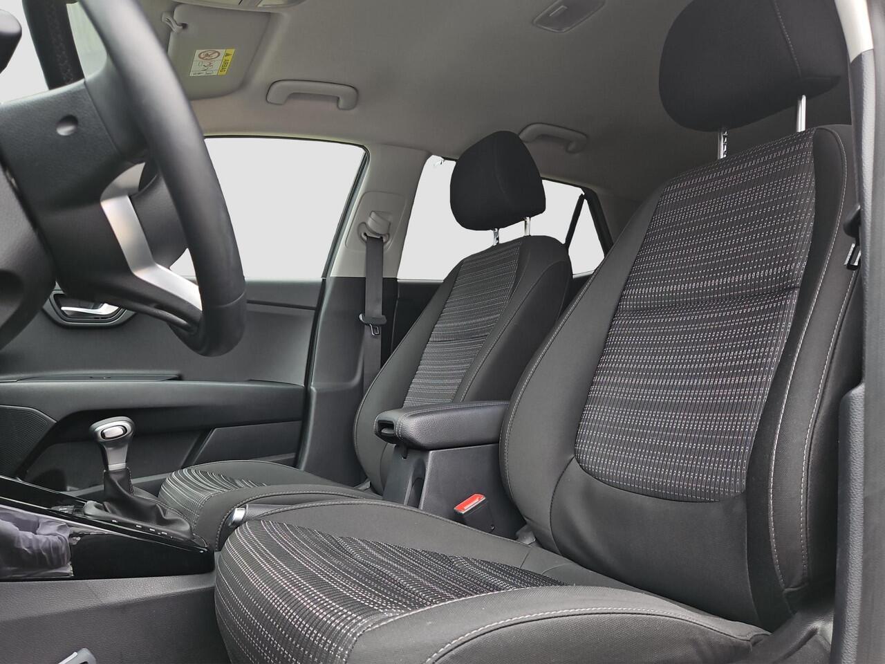 KIA Stonic 1.0 T-GDi MHEV DynamicPlusLine | Stoel- en stuurverwarming | Cruise | Navi | Privacy Glass | Camera |