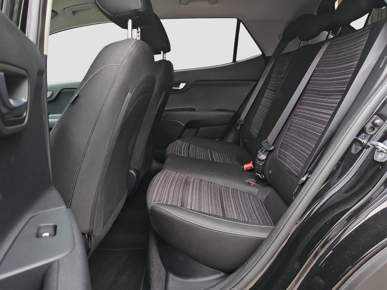 KIA Stonic 1.0 T-GDi MHEV DynamicPlusLine | Stoel- en stuurverwarming | Cruise | Navi | Privacy Glass | Camera |