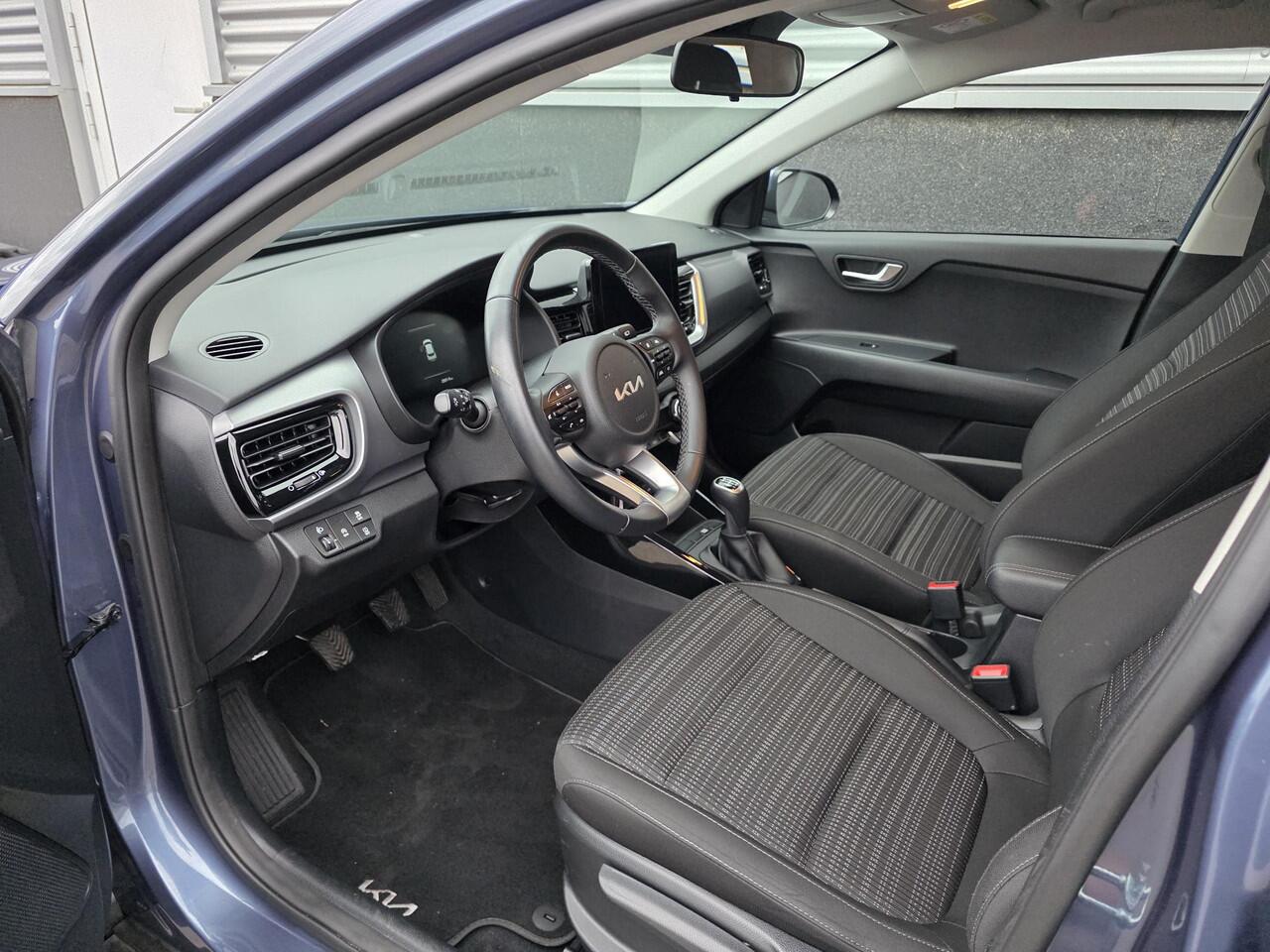 KIA Stonic 1.0 T-GDi MHEV DynamicLine Navigatie, Apple CarPlay/Android Auto, achteruitrij camera, cruise control, Start/Stop systeem