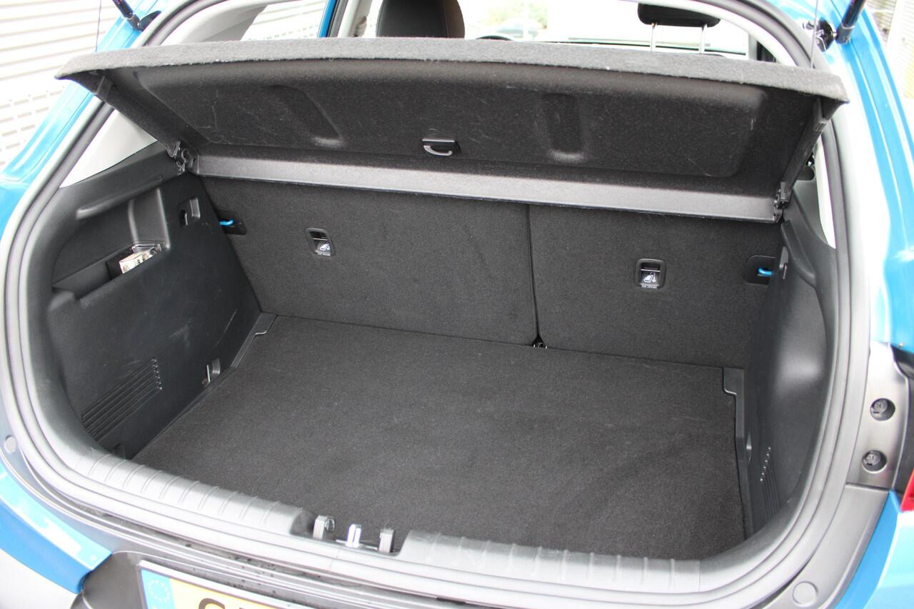 KIA Stonic 1.0 T-GDi MHEV DynamicLine Navigatie / Camera / Clima