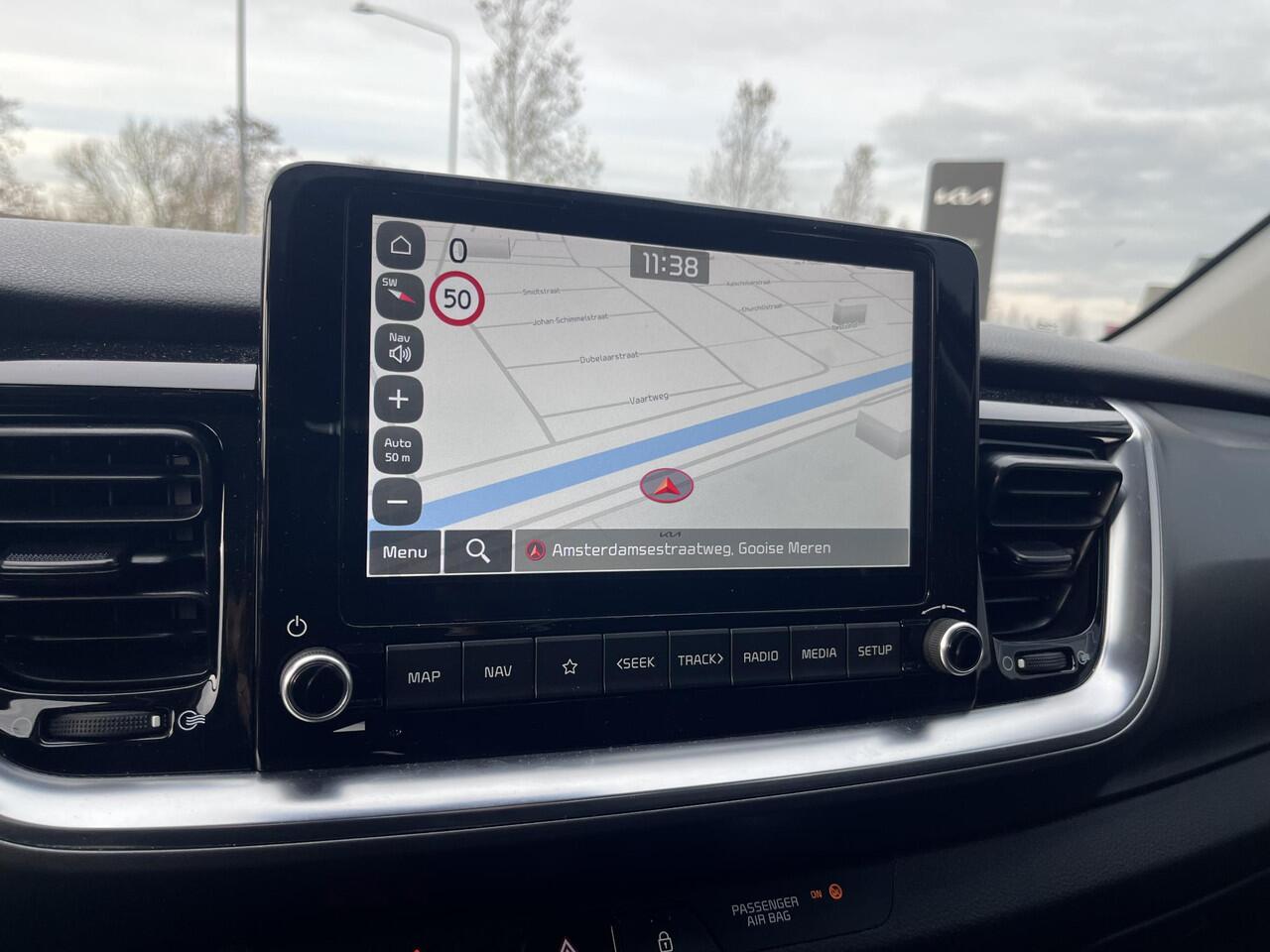 KIA Stonic 1.0 T-GDi MHEV DynamicLine | LED Verlichting | Achteruitrijcamera | Cruise Control | Climate Control | 1e Eigenaar