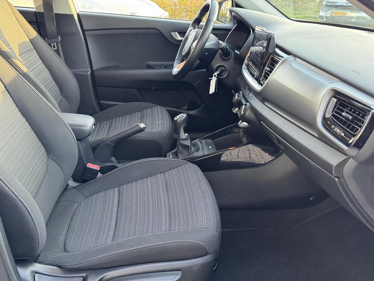 KIA Stonic 1.0 T-GDi MHEV DynamicLine | LMV | Achteruitrij camera | Nav | Cruise Control | 1e Eigenaar!!