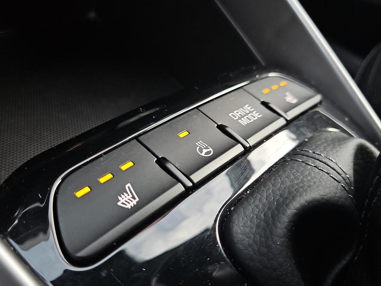 KIA Stonic 1.0 T-GDi MHEV GT-Line | Stoel- en Stuurverwarming | Privacy Glass | Automaat | H-Leder | Navi | Clima |