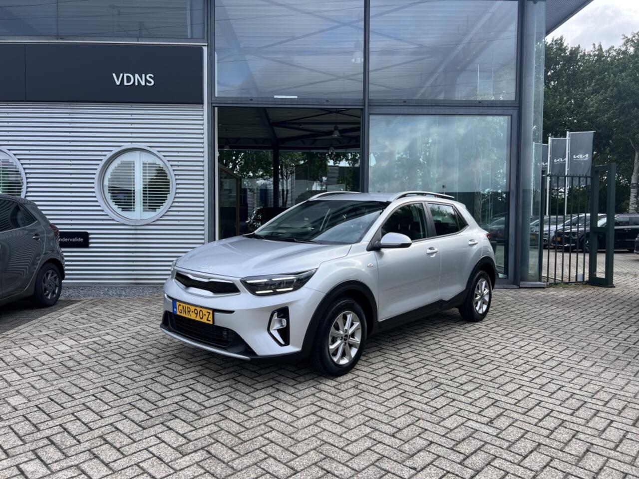 KIA Stonic 1.0 T-GDi MHEV DynamicLine NAVI + CAMERA