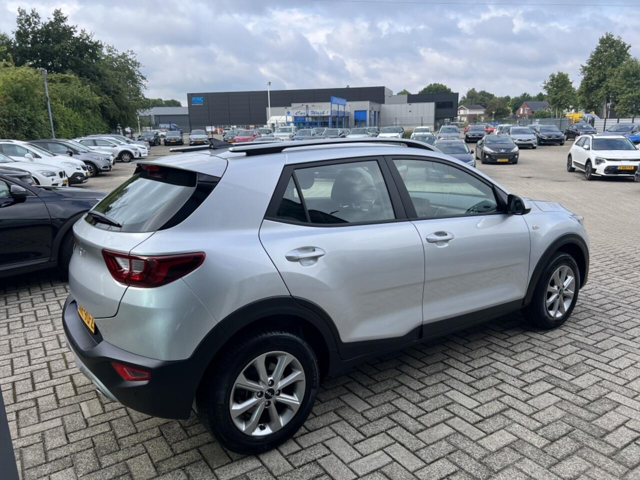 KIA Stonic 1.0 T-GDi MHEV DynamicLine NAVI + CAMERA