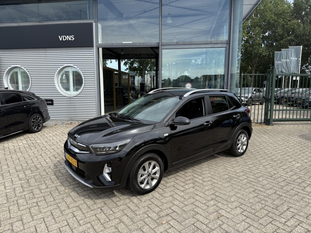 KIA Stonic 1.0 T-GDi MHEV DynamicLine NAVI CARPLAY + CAMERA
