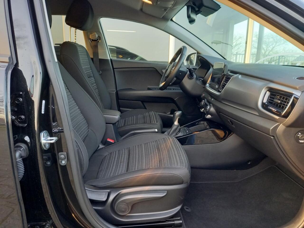 KIA Stonic 1.0 T-GDI MHEV DynamicPlusLine