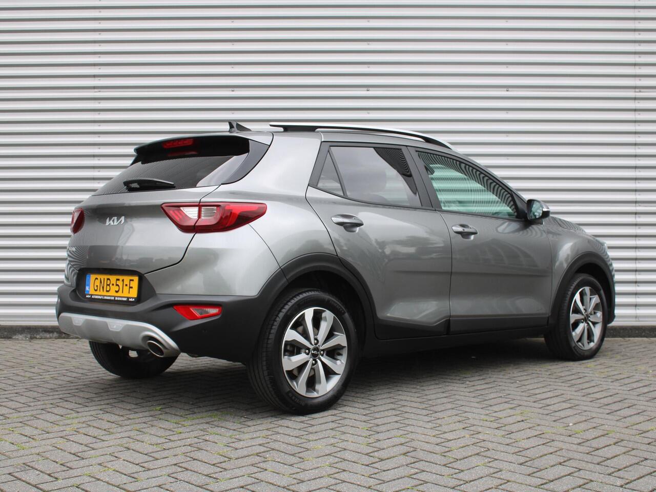 KIA Stonic 1.0 T-GDi MHEV DynamicPlusLine | Stuur-/stoelverwarming | Camera | Clima | Cruise | 16" LM | Navi | LED | Keyless |
